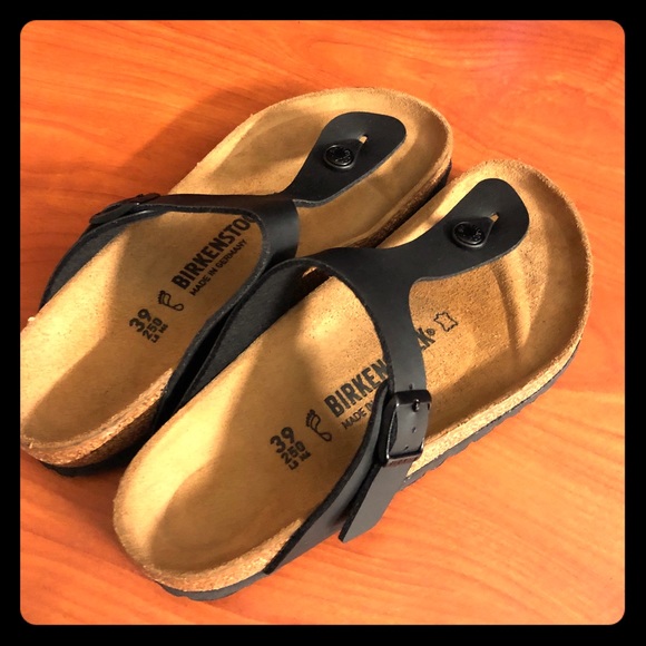 Birkenstock Shoes - Birkenstock Black size 8